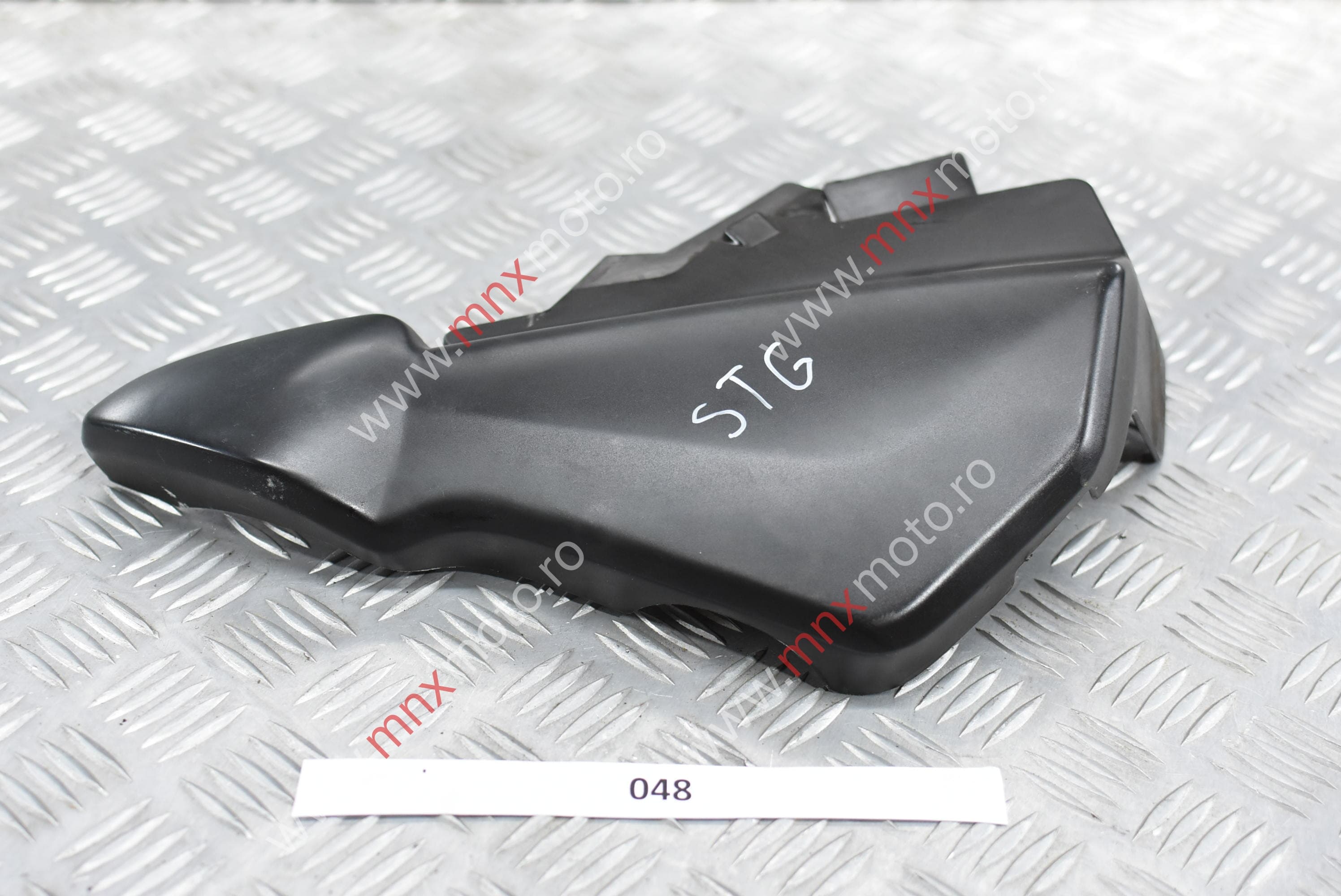 Carena stanga rezervor - CBF 600 N (2004-2007)