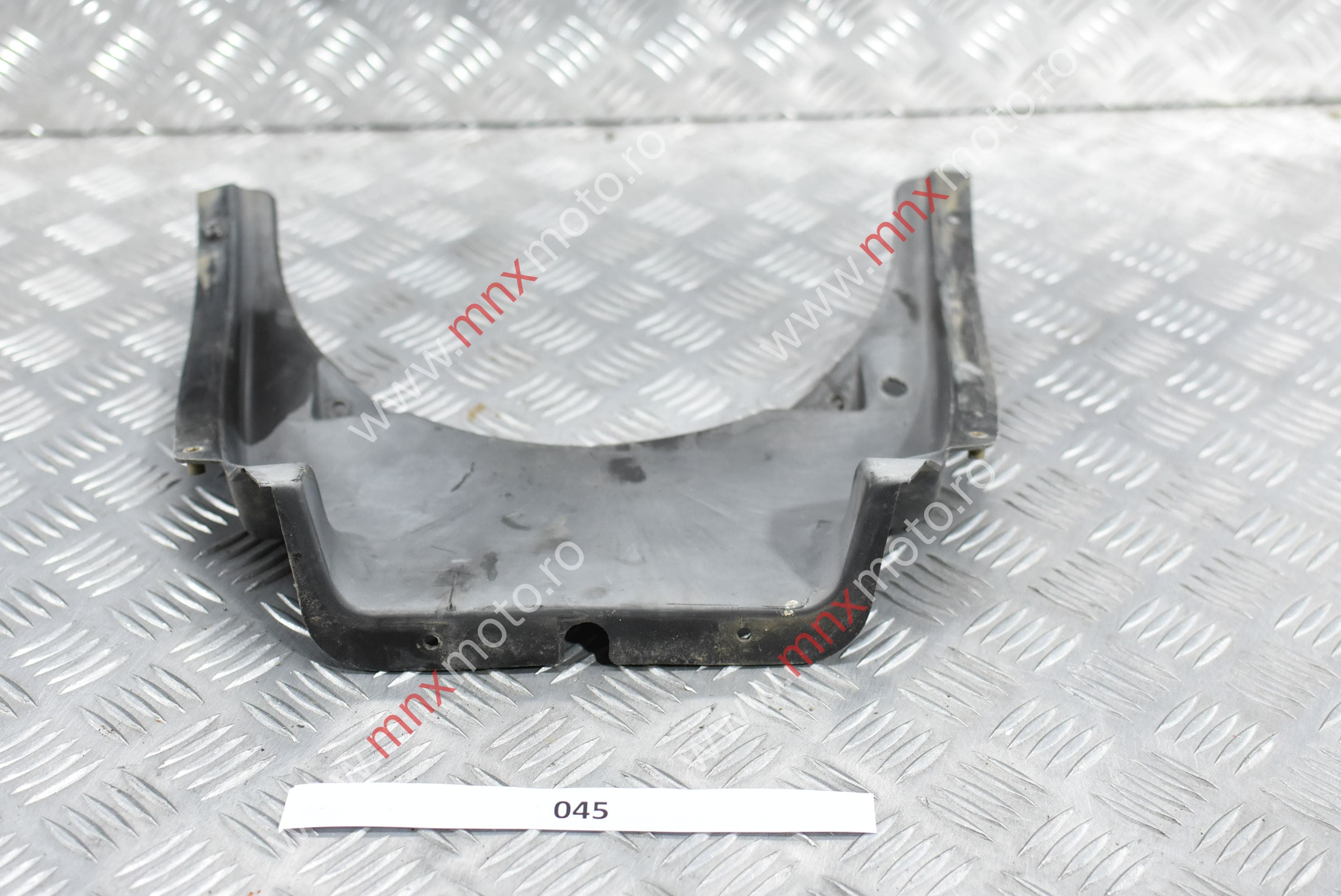 Ornament carena frontala Suzuki GSX 550 ES (1984-1987)