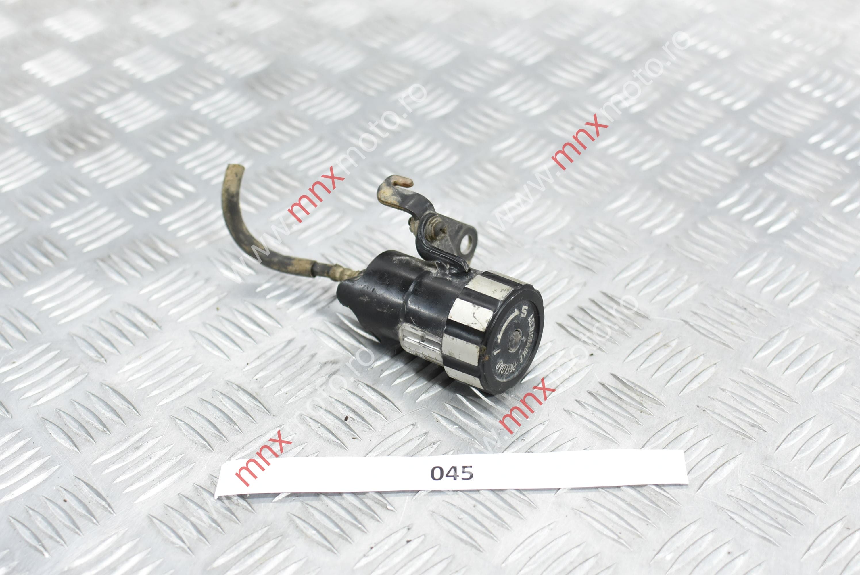 Robinet reglaj amortizor spate Suzuki GSX 550 ES (1984-1987)