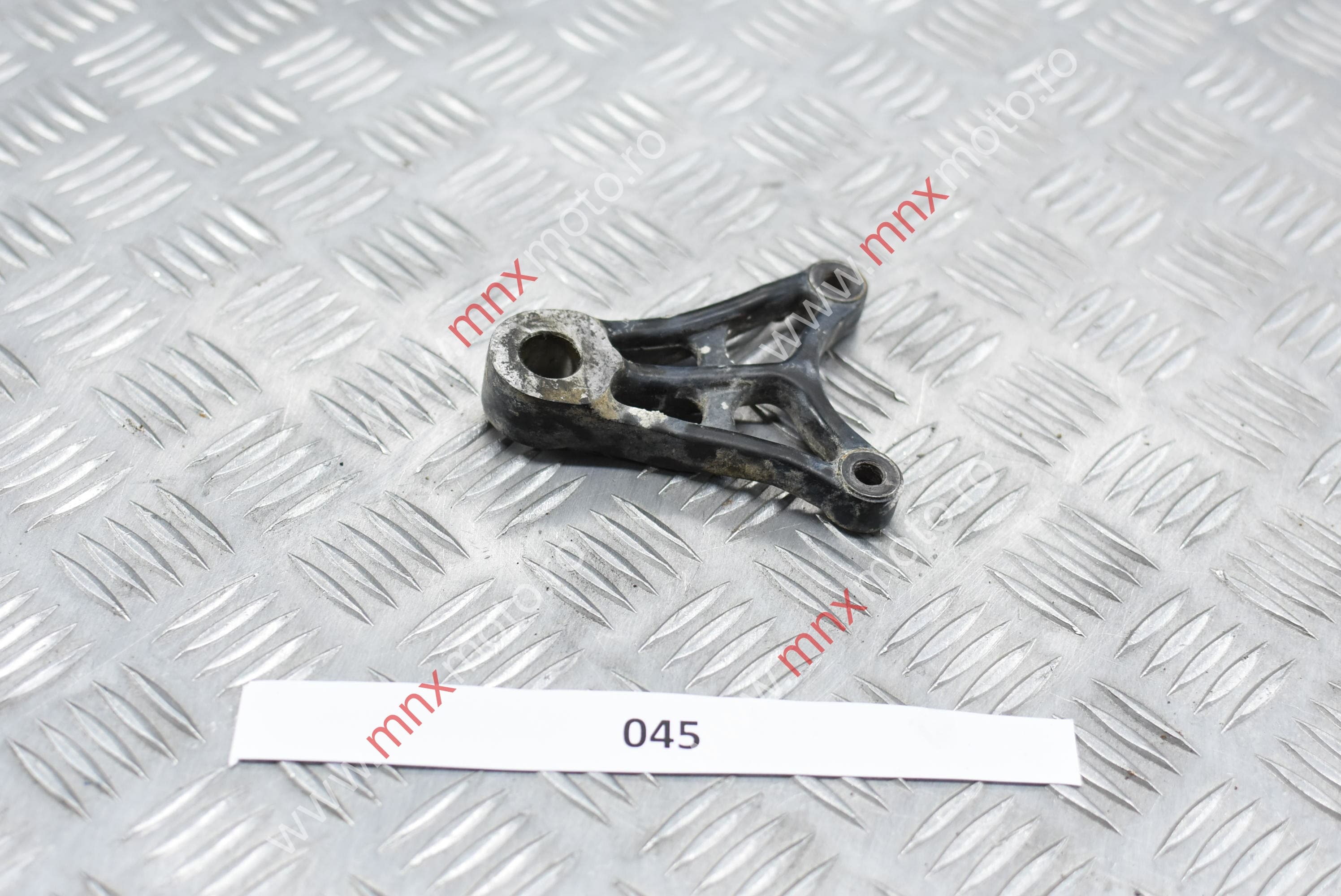 Suport etrier spate Suzuki GSX 550 ES (1984-1987)