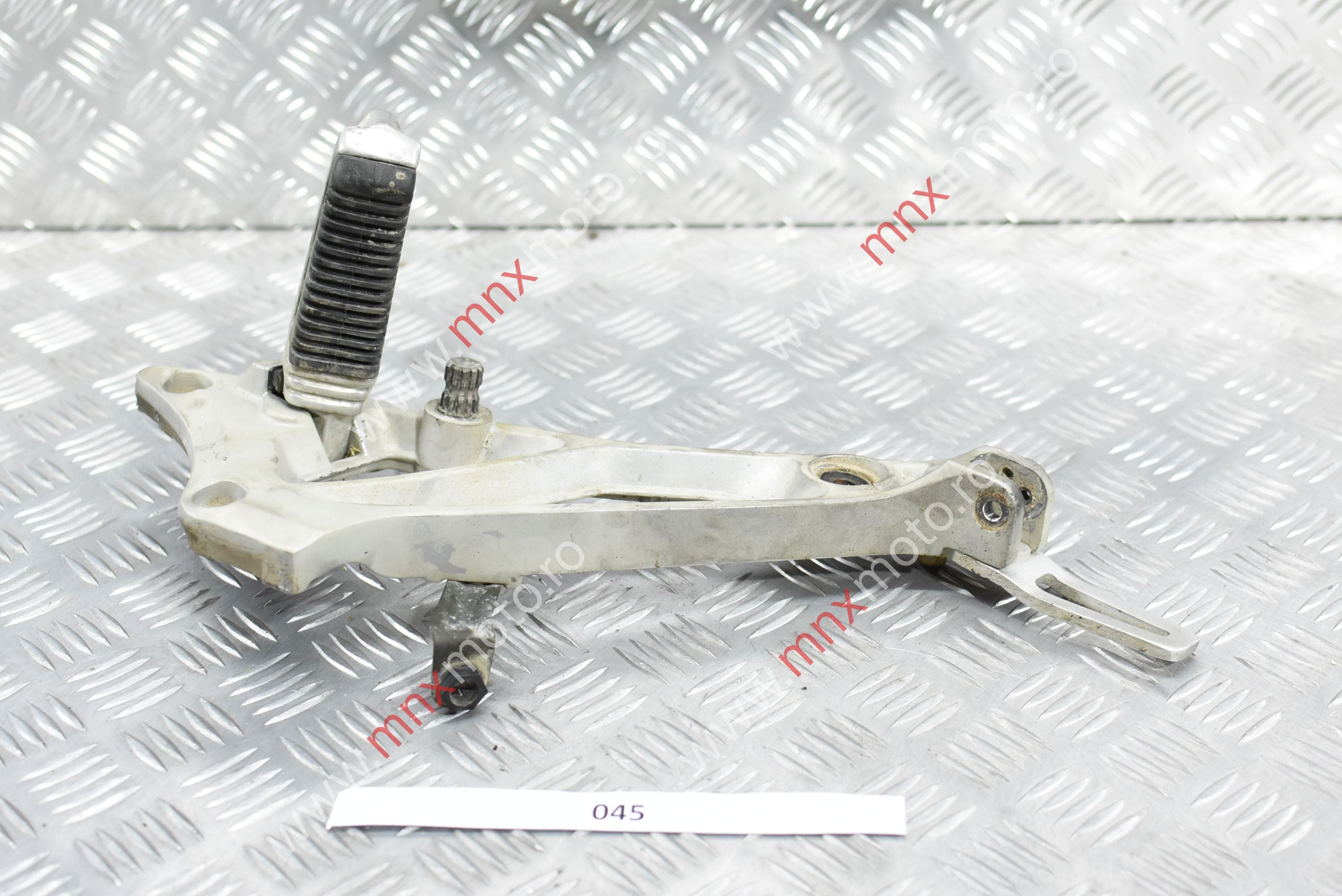 Suport scarite dreapta Suzuki GSX 550 ES (1984-1987)